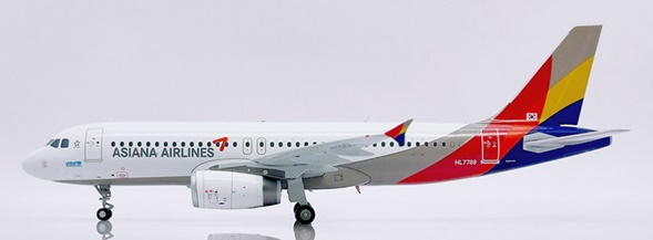 Asiana Airlines Airbus A320 (JC Wings 1:200)