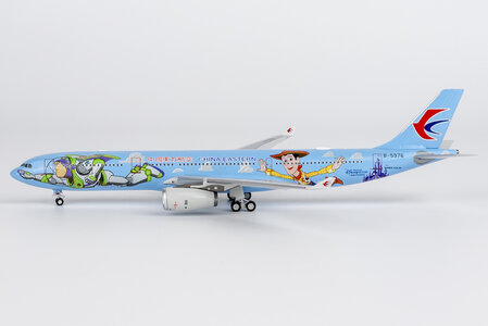China Eastern Airlines Airbus A330-300 (NG Models 1:400)