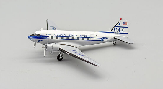 Pan Am Douglas DC-3 (Inflight200 1:200)