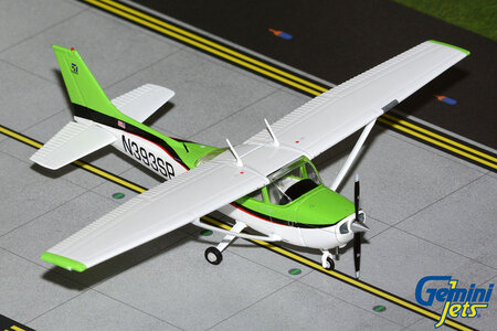 Private Cessna 172S Skyhawk (GeminiJets 1:72)