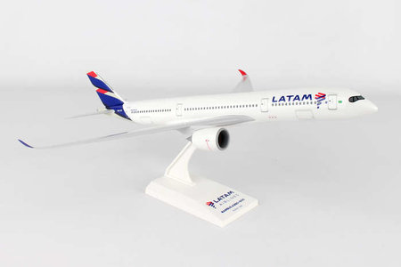 LATAM Airbus A350-900 (Skymarks 1:200)