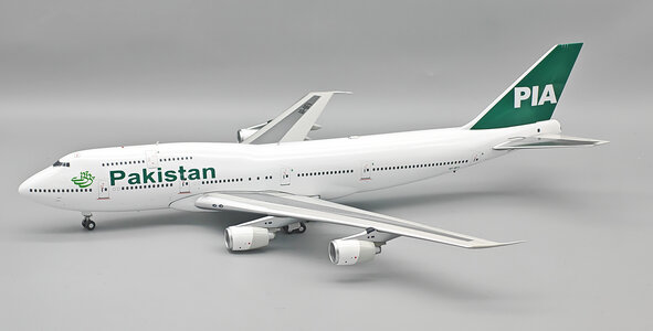 PIA - Pakistan International Airlines Boeing 747-367 (Inflight200 1:200)