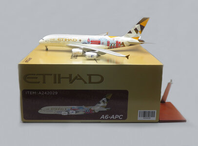 Etihad Airbus A380 (Apollo 1:200)
