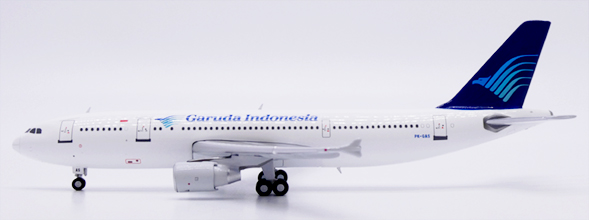Garuda Indonesia Airbus A300-600R (JC Wings 1:400)