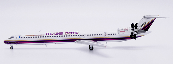 House Color McDonnell Douglas MD-81 (JC Wings 1:400)