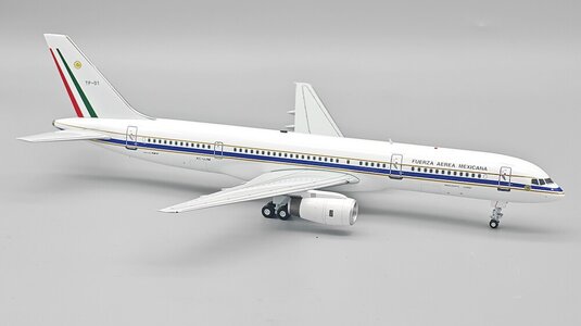 Mexican Air Force Boeing 757-225 (Inflight200 1:200)