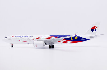Malaysia Airlines Airbus A330-900neo (JC Wings 1:200)