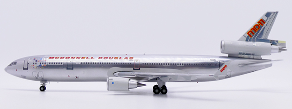 House Colors McDonnell Douglas MD-11 (JC Wings 1:200)