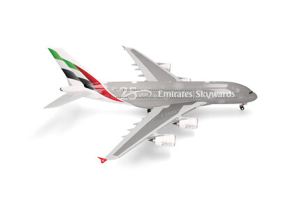 Emirates Airbus A380-800 (Herpa Wings 1:500)
