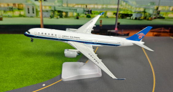 China Southern Airlines Airbus A350-941 (Aviation400 1:400)