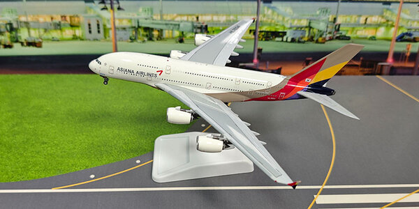 Asiana Airlines Airbus A380-841 (Aviation400 1:400)