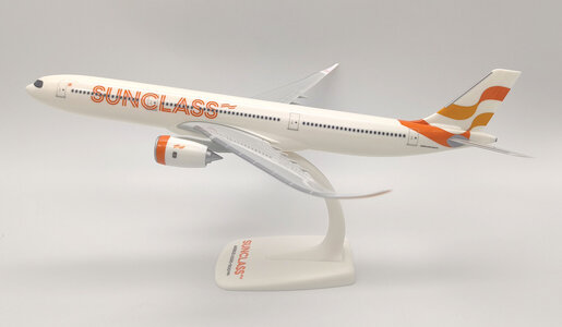 Sunclass Airlines Airbus A330-900neo (PPC 1:200)