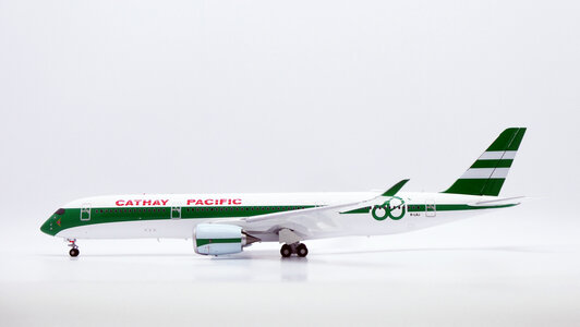 Cathay Pacific Airbus A350-900 (JC Wings 1:200)