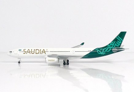 Saudi Arabian Airlines Airbus A330-300 (Sky500 1:500)