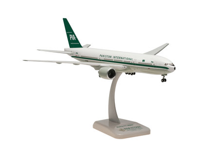 Pakistan International Airlines Boeing 777-200 (Hogan 1:200)