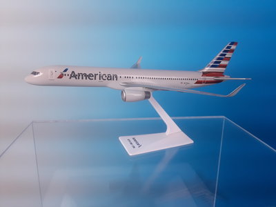 American Airlines - Boeing 757-200 (Flight Miniatures 1:200)