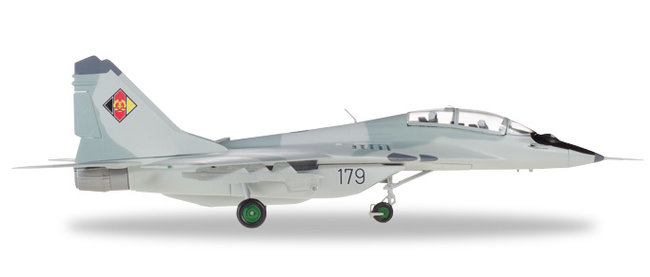 NVA/LSK JG3 East German Air Force MiG-29UB (Herpa Wings 1:72)