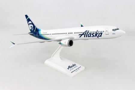 Alaska Airlines Boeing 737 MAX 8 (Skymarks 1:130)