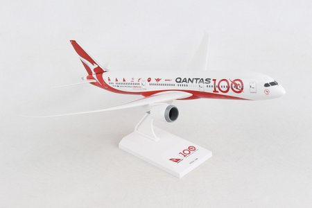 Qantas Boeing 787-9 (Skymarks 1:200)