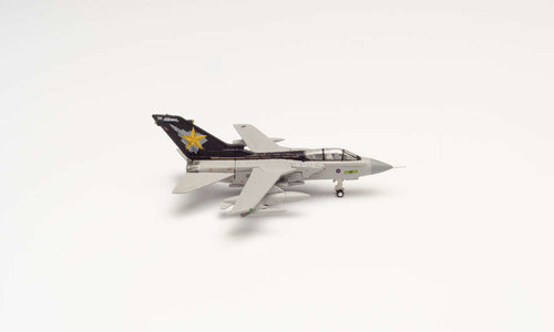 RAF Panavia Tornado GR.4 (Herpa Wings 1:200)