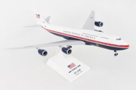 US Air Force One Boeing 747-8 (VC-25B) (Skymarks 1:200)