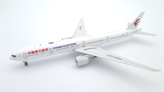 China Eastern Airlines Boeing 777-300 (Aviation400 1:400)