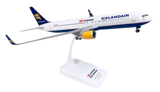 Icelandair/Schenker Boeing 767-300 (Hogan 1:200)