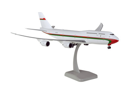 Royal Flight of Oman Boeing 747-8 (Hogan 1:200)