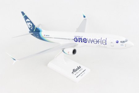 Alaska Airlines Boeing 737-900 (Skymarks 1:130)