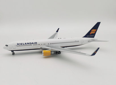 Icelandair - Boeing 767-300 (Inflight200 1:200)
