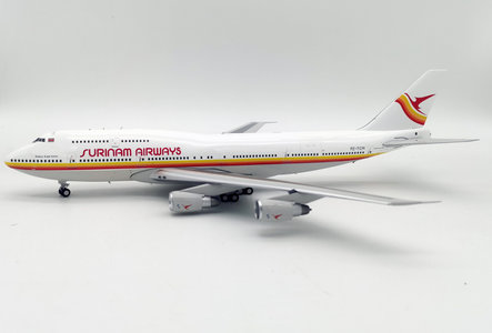 Surinam Airways Boeing 747-300 (Inflight200 1:200)