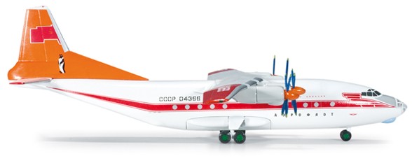 Aeroflot Polar Aviation Antonov An-12 (Herpa Wings 1:200)