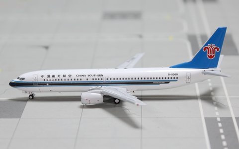 China Southern Airlines Boeing 737-800 (Panda Models 1:400)
