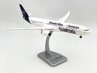 Lufthansa Airbus A330-300 (Limox 1:200)