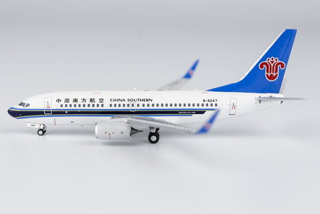 China Southern Airlines Boeing 737-700 (NG Models 1:400)