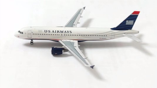 US Airways Airbus A320-214 (Panda Models 1:400)