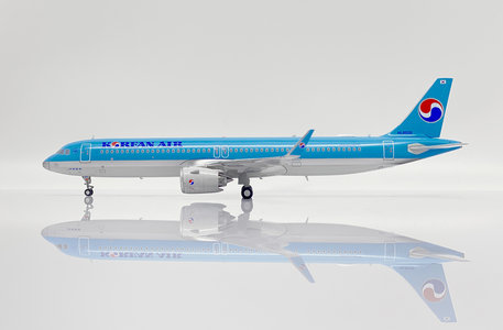 Korean Air Airbus A321neo (JC Wings 1:200)