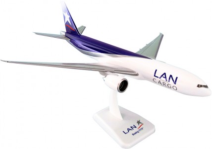 Lan Cargo Boeing 777-200F (Hogan 1:200)