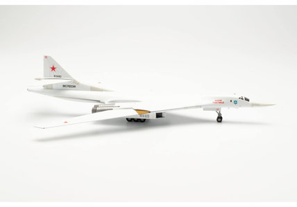 Russian Air Force Tupolev TU-160 (Herpa Wings 1:200)