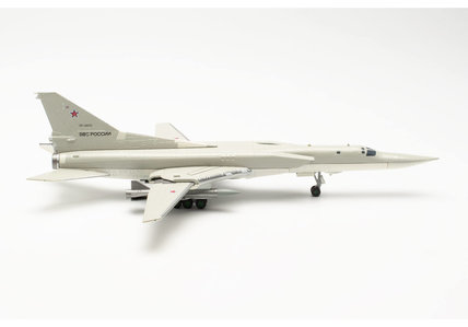 Russian Air Force Tupolev TU-22M3 Backfire (Herpa Wings 1:200)