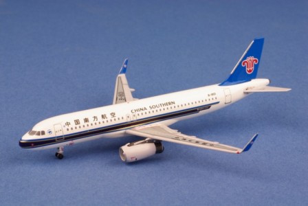 China Southern Airbus A320 (Other (AeroClassics) 1:400)