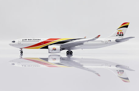 Air Belgium Airbus A330-900neo (JC Wings 1:400)