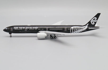 Air New Zealand Boeing 777-300ER (JC Wings 1:400)