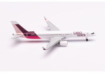 Cabo Verde Airlines Boeing 757-200 (Herpa Wings 1:500)