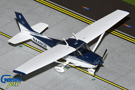 Private Cessna 172 (GeminiJets 1:72)