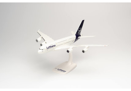 Lufthansa Airbus A380-800 (Herpa Snap-Fit 1:250)