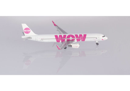 WOW Air Airbus A321 (Herpa Wings 1:500)