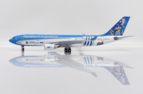 Aerolíneas Argentinas Airbus A330-200 (JC Wings 1:200)