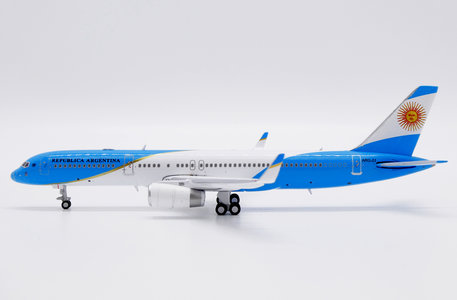 Argentina Air Force Boeing 757-200 (JC Wings 1:400)