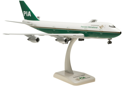 PIA Boeing 747-200 (Hogan 1:200)